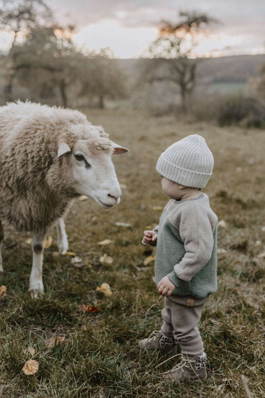 Outdoor „Glücks-Pulli“ aus Wollfleece