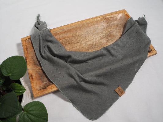 „Glücks-Tuch“ aus Woll-Ajour - Tausendglück