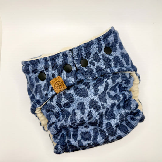 Glücksgriff Wollwindel „Leo Blaubeere“ Midi - Unikat