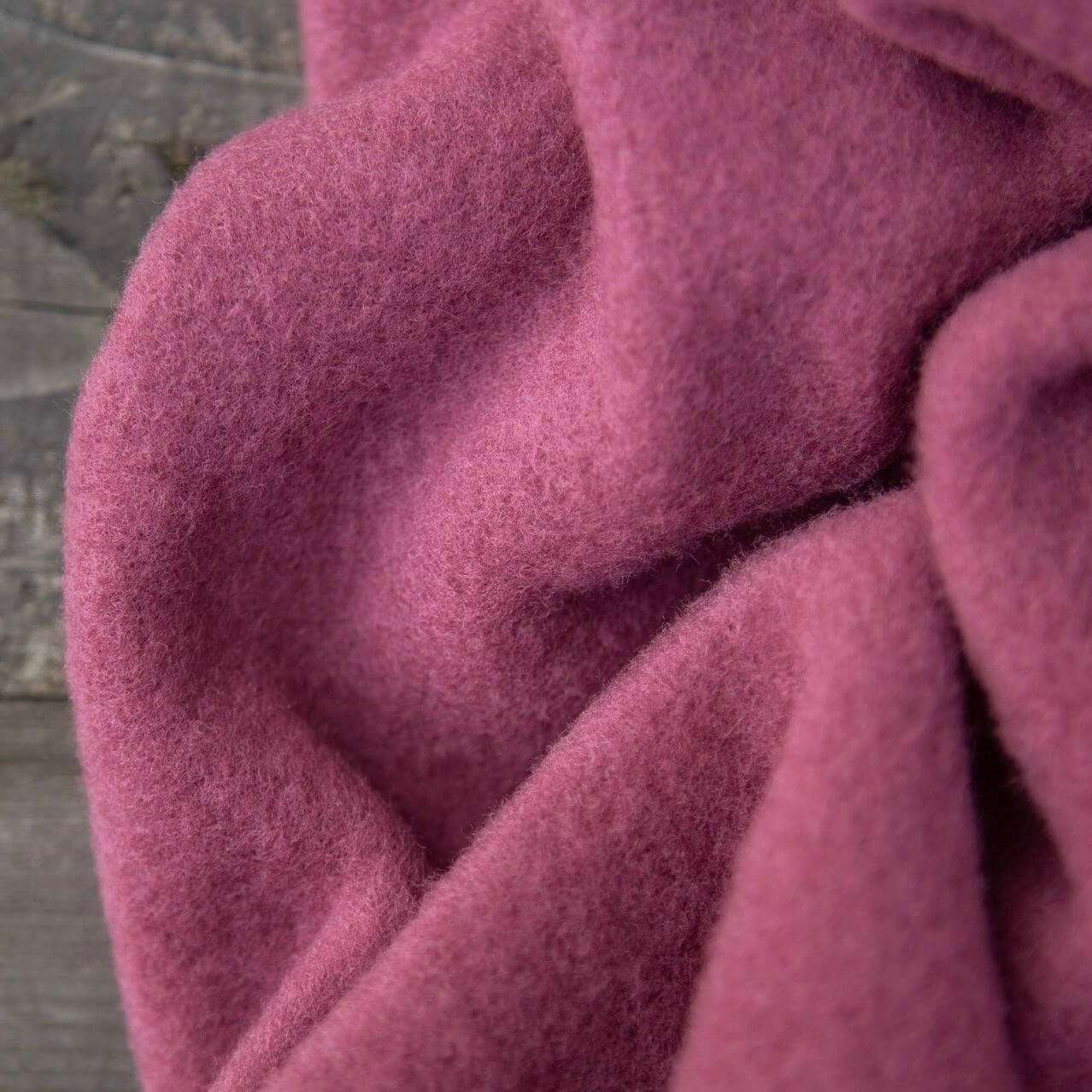 „Glücks-Schlupfhaube“ aus Merino-Wollfleece